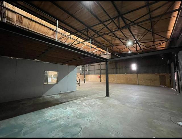 INDUSTRIAL PROPERTY TO RENT IN HENNOPSPARK